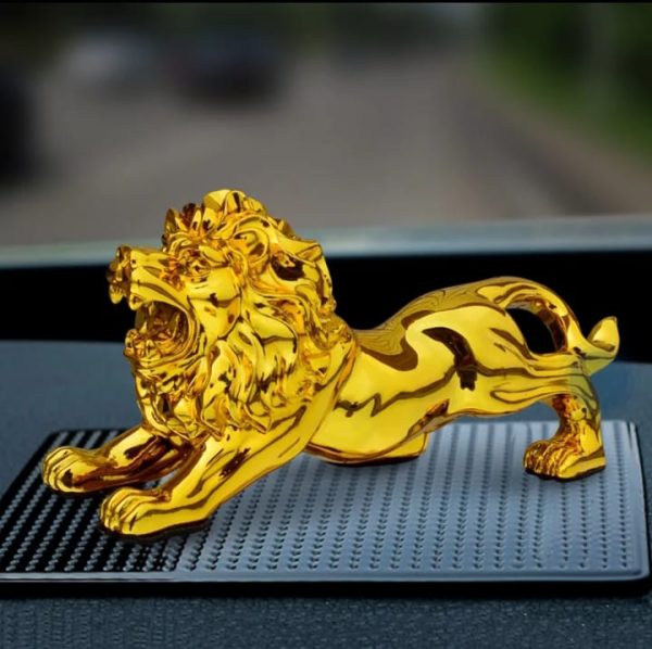 Golden Lion Car Dashboard Decoration Modern Abstract Style Resin Panther Statue